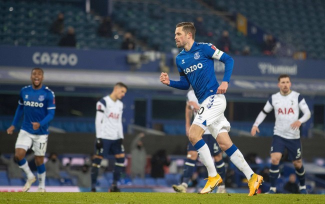 阿莫林的执 阿莫林的执